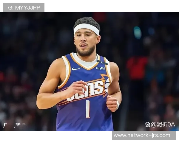 德文布克带领太阳队崛起成NBA新星的背后故事与奋斗历程 德文布克带领太阳队崛起成NBA新星的背后故事与奋斗历程